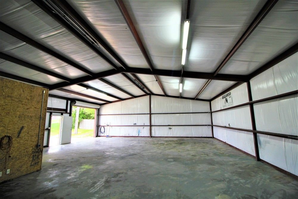 Income Producing Property IH-10 Frontage: 38 FM 289, Comfort, TX 78013